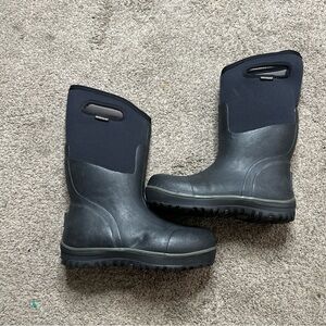 Bogs boots size 8